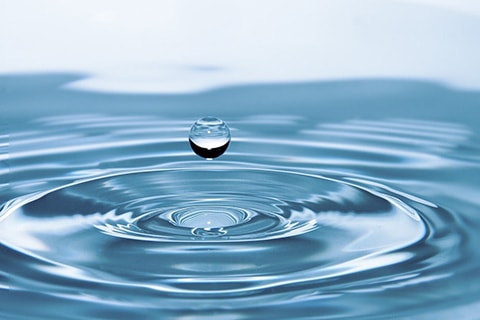 Acqua demineralizzata